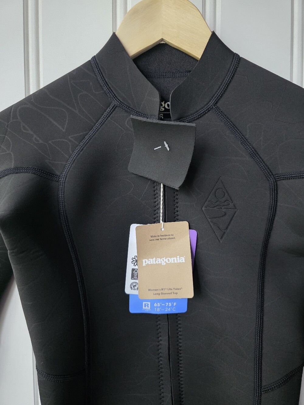 Patagonia R1 Lite Yulex Long Sleeve Zip Up Wetsuit Top Black Womens Size 6 NWT - Picture 2 of 12